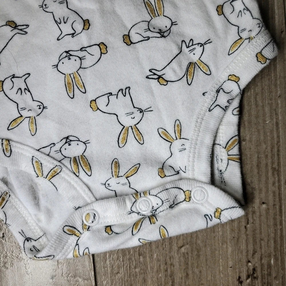 Carter's Baby Girl Infants Size 6m Bunny Rabbit Bodysuit Easter Spring Cotton
